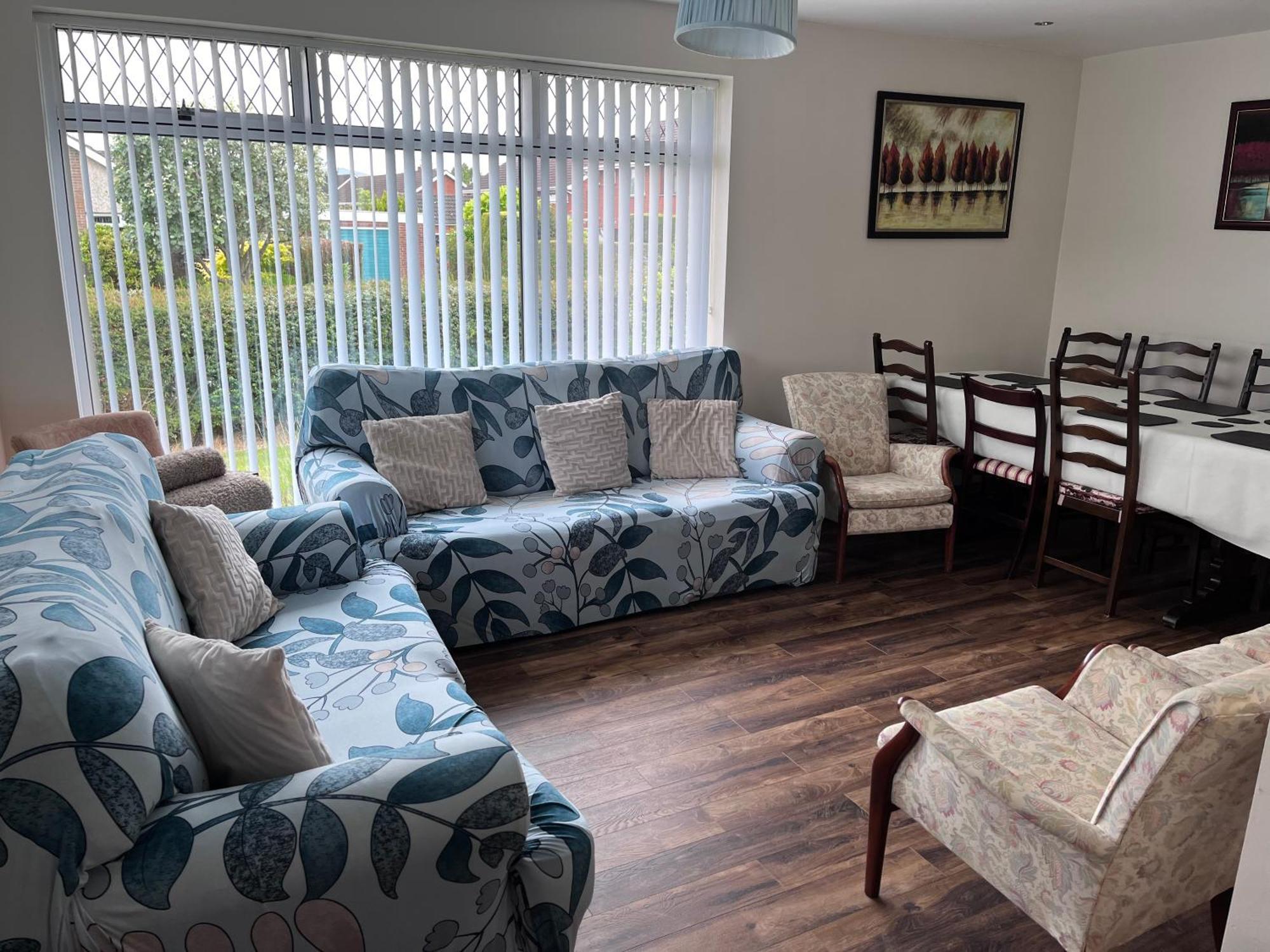 Spacious 5 Double Bed Bedroom Bungalow Near Belfast Lisburn Εξωτερικό φωτογραφία